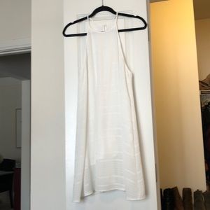 Sleeveless halter white dress